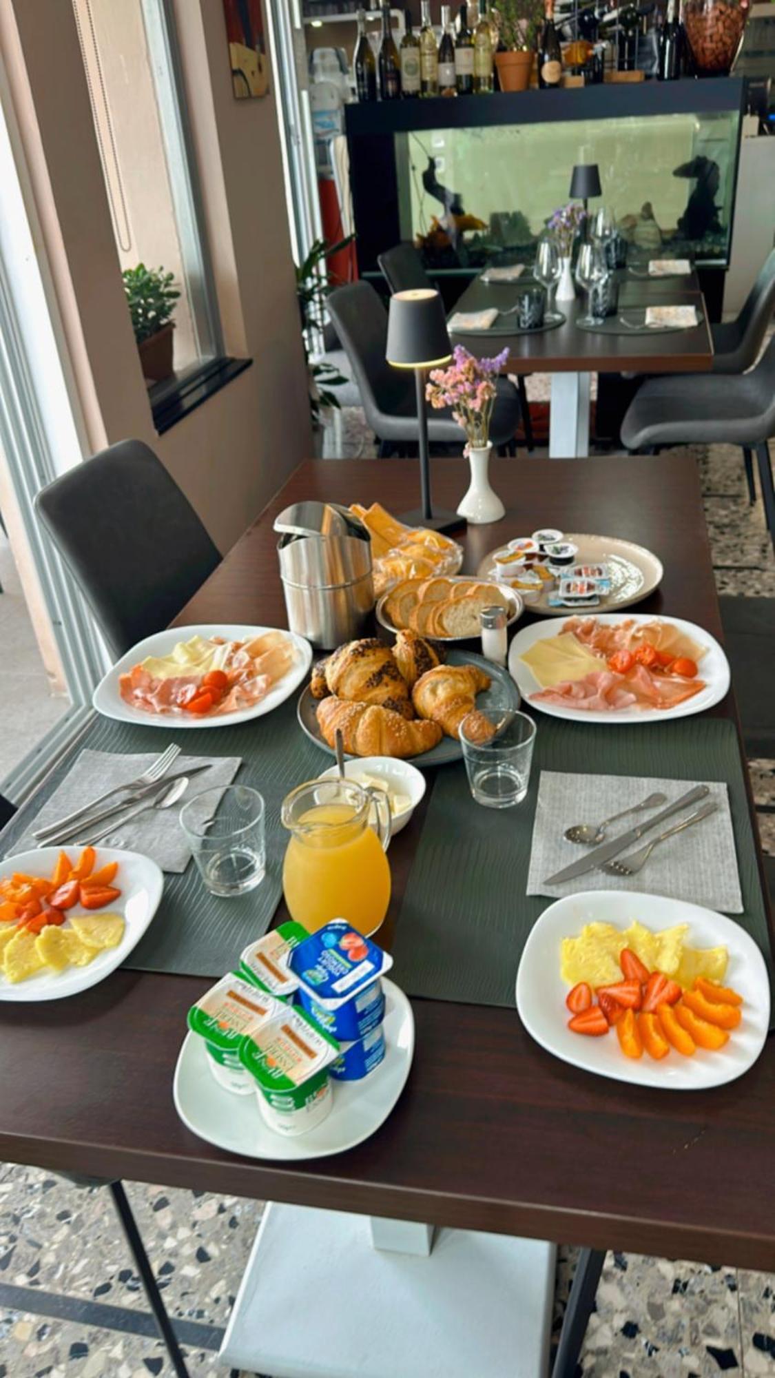 Hotel Le Nereidi 切尔沃 外观 照片